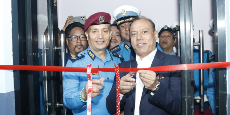 The current image has no alternative text. The file name is: police-3.jpg