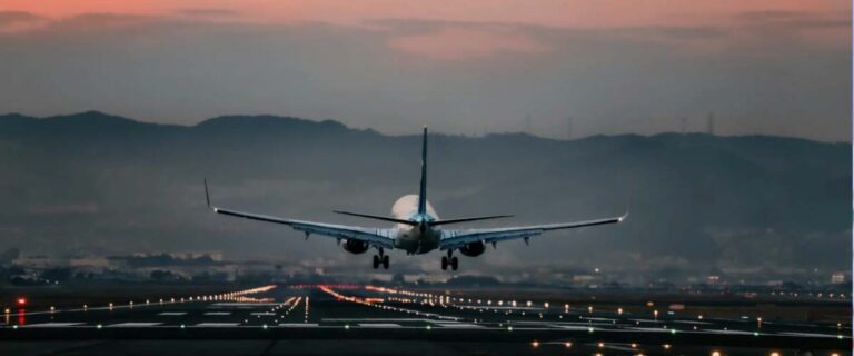 The current image has no alternative text. The file name is: tia-jahaj-udan-airport.jpg