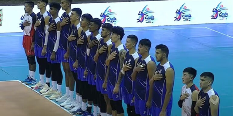 The current image has no alternative text. The file name is: vollyball.jpg