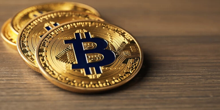 The current image has no alternative text. The file name is: bitcoine.jpg