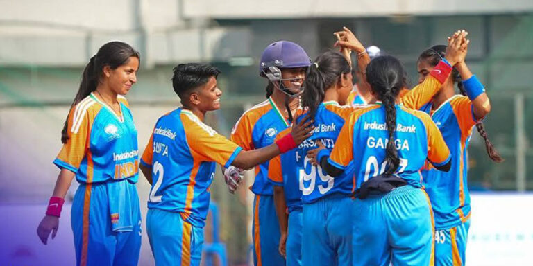 The current image has no alternative text. The file name is: blind-cricket.jpg