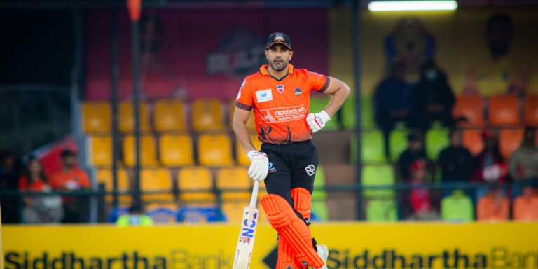 The current image has no alternative text. The file name is: bopara.jpg