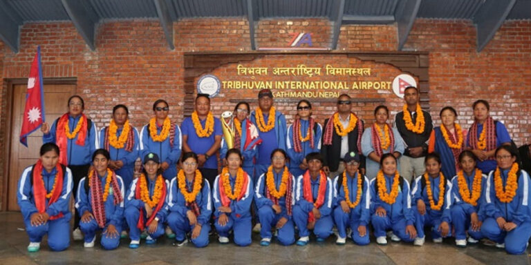 The current image has no alternative text. The file name is: cricket-blind.jpg