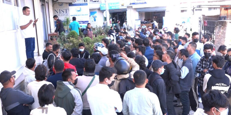 The current image has no alternative text. The file name is: eps-sakha.jpg