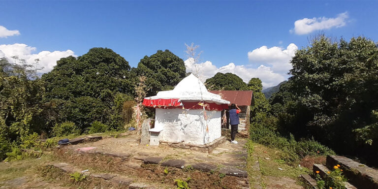 The current image has no alternative text. The file name is: jhuprangkot-pkr.jpg