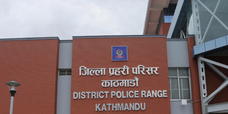 The current image has no alternative text. The file name is: jilla_prahari.jpg