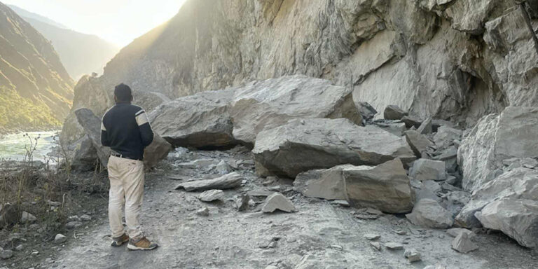 The current image has no alternative text. The file name is: karnali.jpg