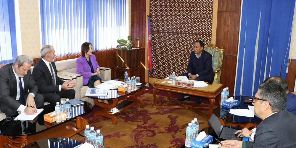 दूधकोशीको वित्तीय व्यवस्थापन तत्काल टुङ्गो लगाउन मन्त्री घिसिङको आग्रह