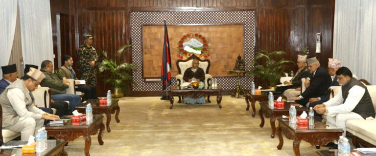 The current image has no alternative text. The file name is: pm-office.jpg