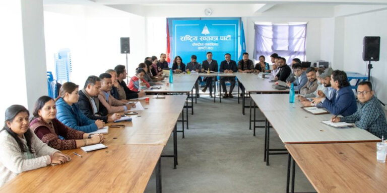 The current image has no alternative text. The file name is: raswapa.jpg