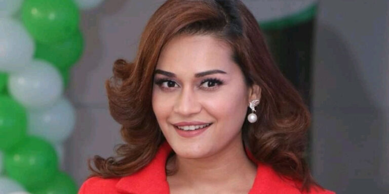 The current image has no alternative text. The file name is: rima.jpg