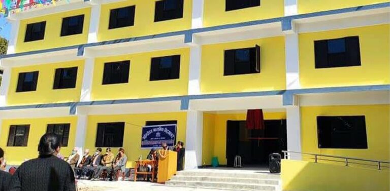 The current image has no alternative text. The file name is: school.jpg