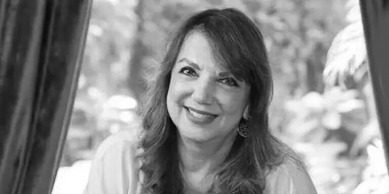 The current image has no alternative text. The file name is: zareena.jpg