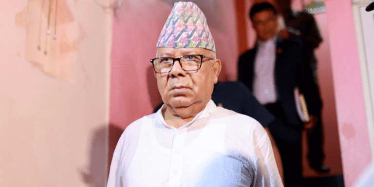 The current image has no alternative text. The file name is: Madhav.gif