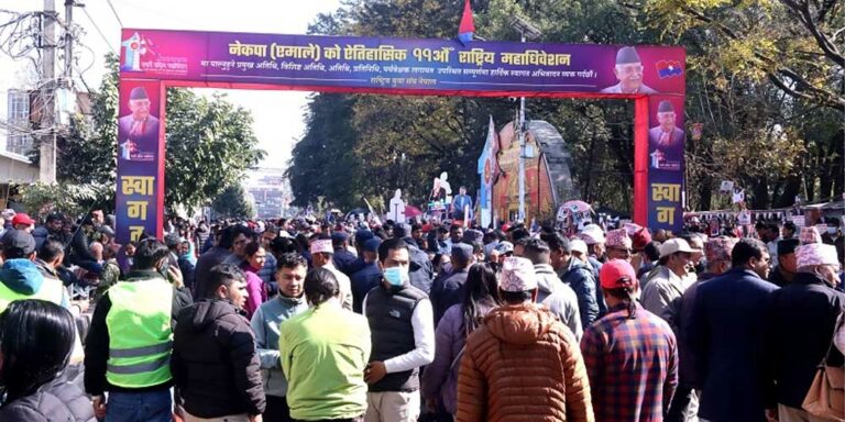 The current image has no alternative text. The file name is: amale.jpg