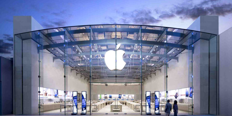 The current image has no alternative text. The file name is: apple.jpg