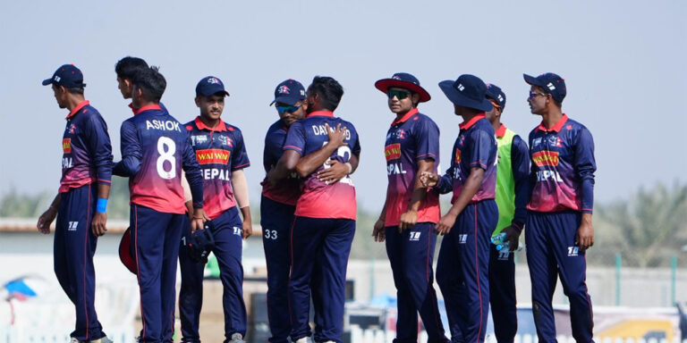 The current image has no alternative text. The file name is: cricket.jpg