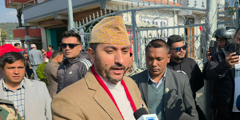 The current image has no alternative text. The file name is: jagadish-.jpg