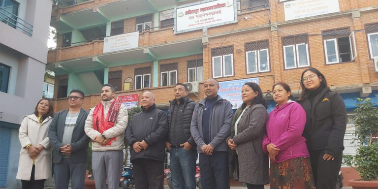 The current image has no alternative text. The file name is: jagadish.jpg