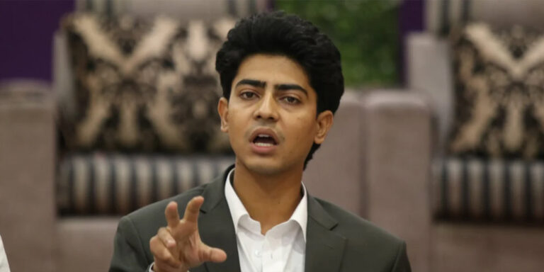 The current image has no alternative text. The file name is: miraj.jpg