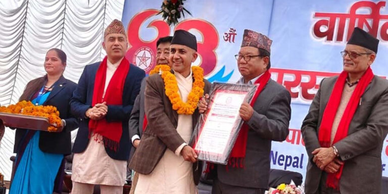 The current image has no alternative text. The file name is: nast.jpg