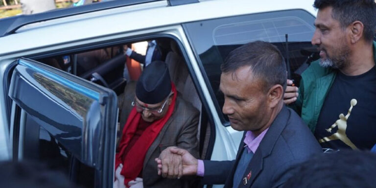 The current image has no alternative text. The file name is: oli-.jpg