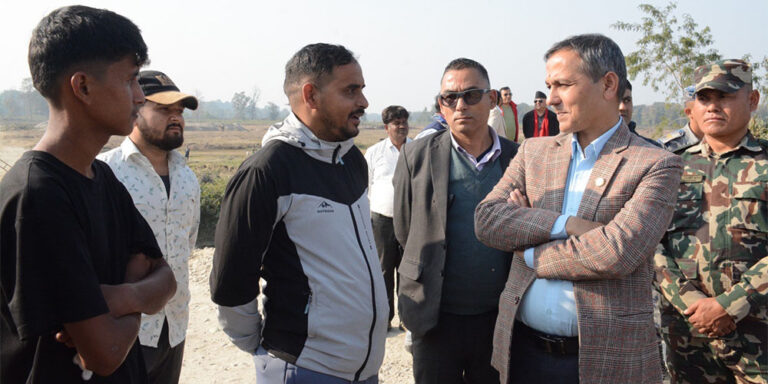 The current image has no alternative text. The file name is: om-prakash.jpg