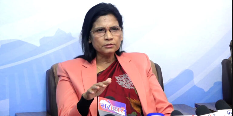 The current image has no alternative text. The file name is: padhma-arya.jpg