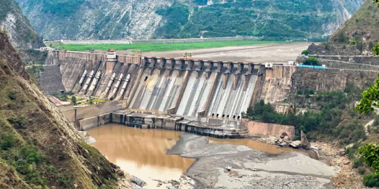 The current image has no alternative text. The file name is: pakistan.jpg