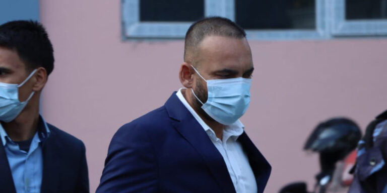 The current image has no alternative text. The file name is: pardeep.jpg