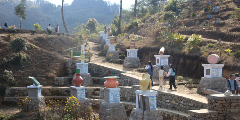 The current image has no alternative text. The file name is: park-phidim.jpg