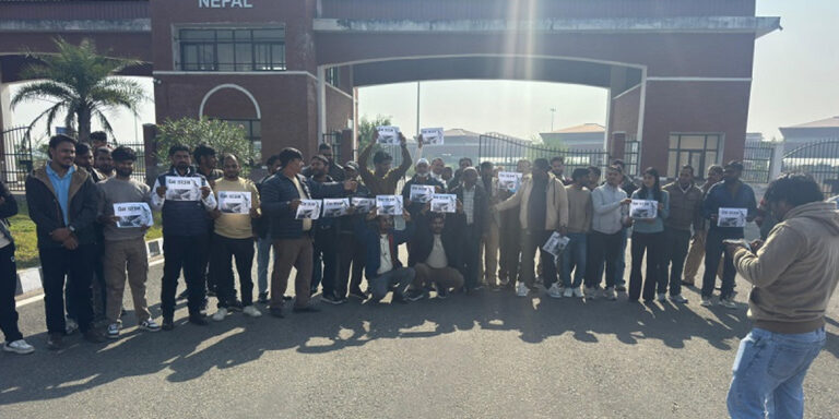 The current image has no alternative text. The file name is: pen-down.jpg