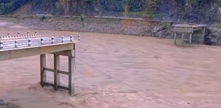 The current image has no alternative text. The file name is: pul.jpg