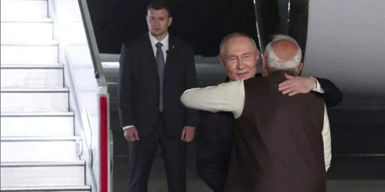 The current image has no alternative text. The file name is: putin-modi.jpg