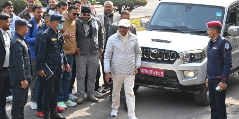 The current image has no alternative text. The file name is: ramesh.jpg