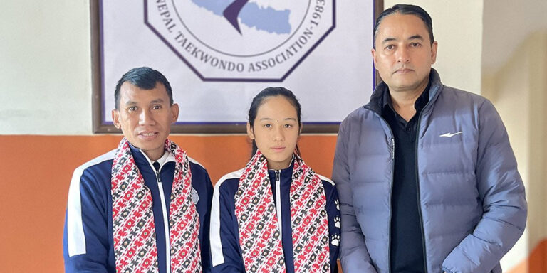 The current image has no alternative text. The file name is: renu.jpg