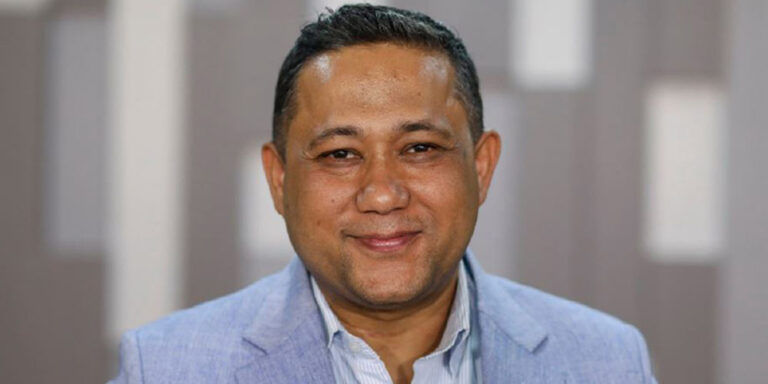 The current image has no alternative text. The file name is: shishir-khanal.jpg