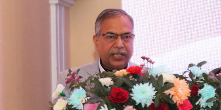 The current image has no alternative text. The file name is: uparastrapati-1.jpg