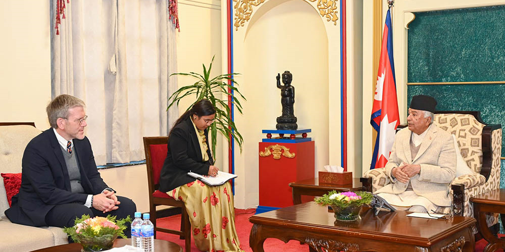 राष्ट्रपति पौडेलसँग अमेरिकी राजदुत थम्प्सनको बिदाई भेट