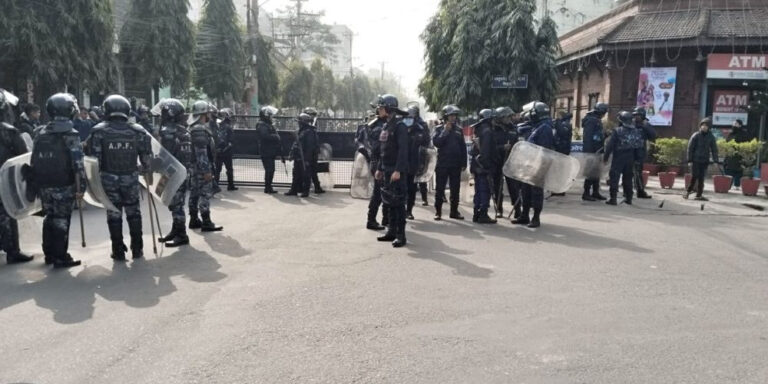 The current image has no alternative text. The file name is: birgaunj.jpg