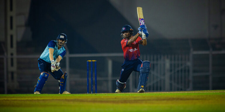 The current image has no alternative text. The file name is: cricket-11.jpg