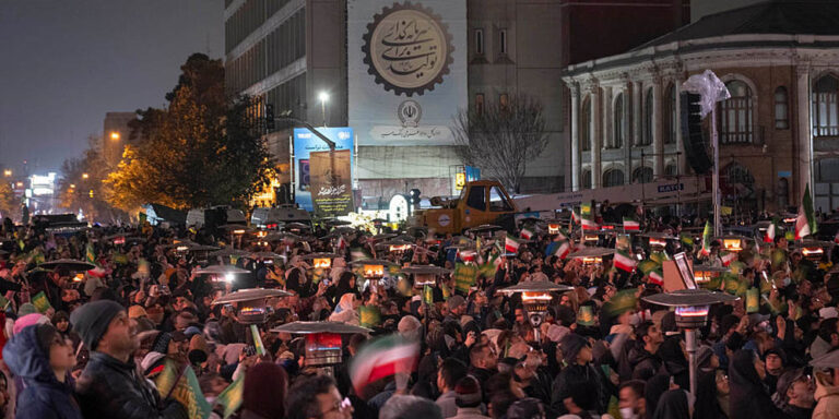 The current image has no alternative text. The file name is: iran-1.jpg