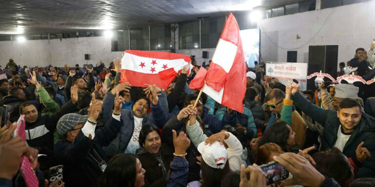 The current image has no alternative text. The file name is: kangress.jpg