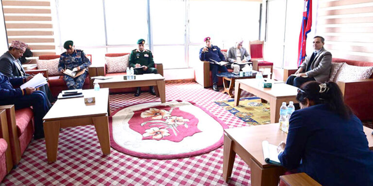 The current image has no alternative text. The file name is: nigrani.jpg