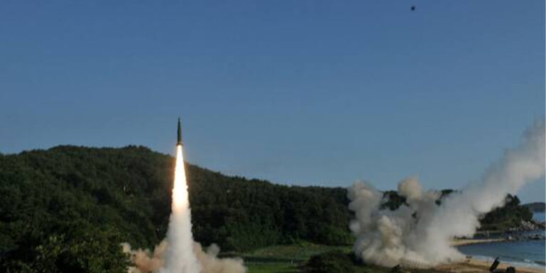 The current image has no alternative text. The file name is: russa.jpg