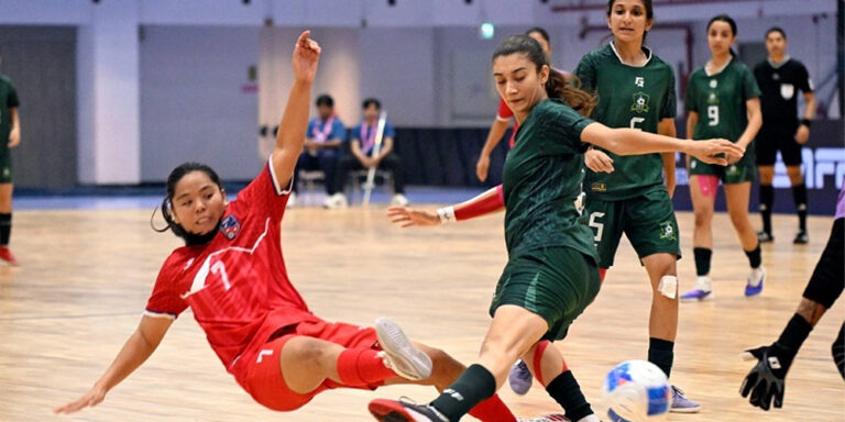 The current image has no alternative text. The file name is: saf-futsal.jpg