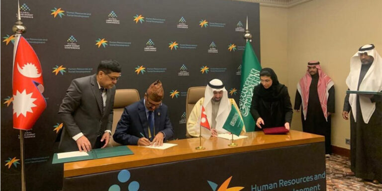 The current image has no alternative text. The file name is: saud-nepal.jpg