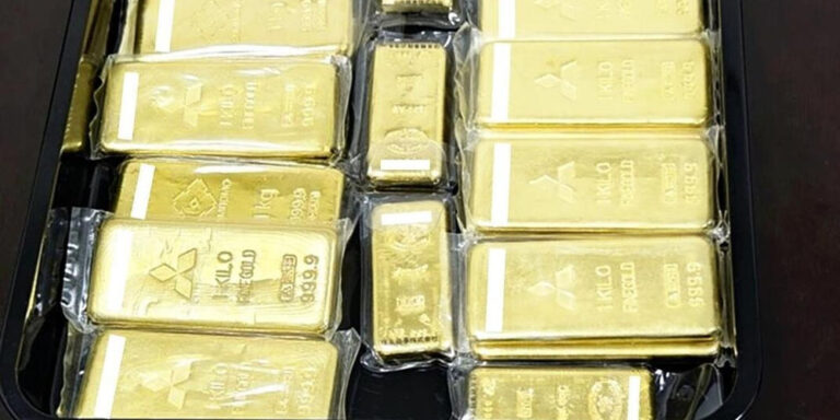 The current image has no alternative text. The file name is: gold.jpg