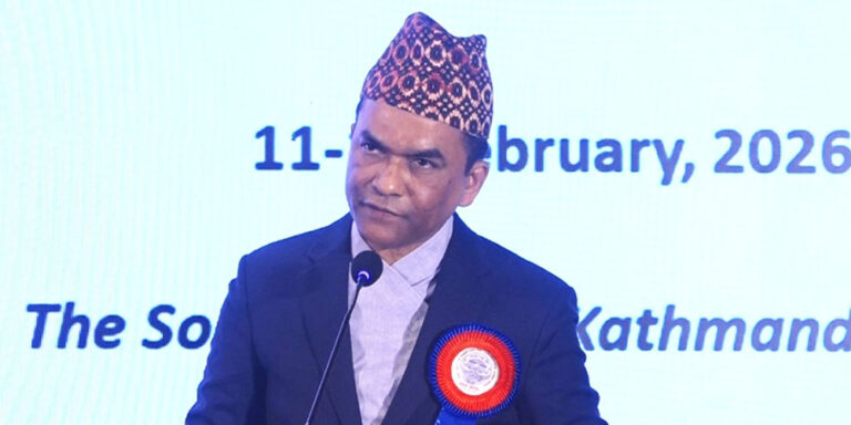 The current image has no alternative text. The file name is: governer.jpg