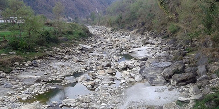 The current image has no alternative text. The file name is: modi-khola.jpg